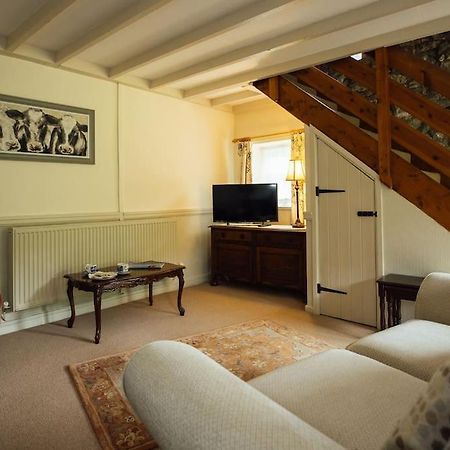 האברפורדווסט Dairy Cottage At Scolton Cottages - Indoor Pool מראה חיצוני תמונה