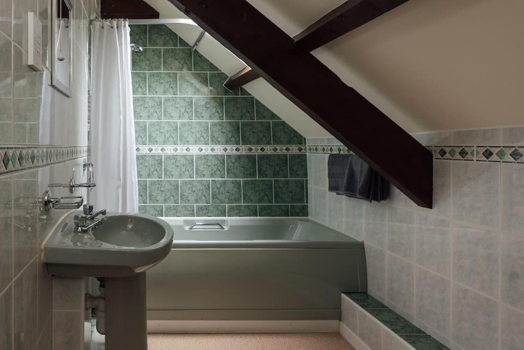 האברפורדווסט Dairy Cottage At Scolton Cottages - Indoor Pool מראה חיצוני תמונה